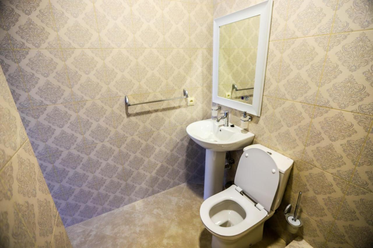 Hometel 4 FRIENDS Gagra Exterior foto