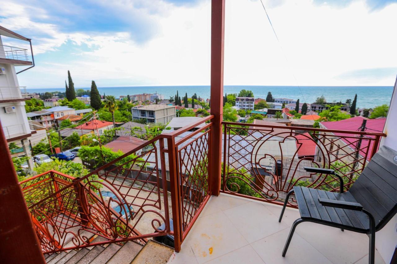 Hometel 4 FRIENDS Gagra Exterior foto